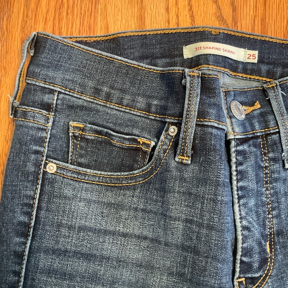 Levi’s 311 Shaping Skinny Jeans, Color: Lapis Gallop - Medium Wash, Sz 25 - Picture 3 of 13